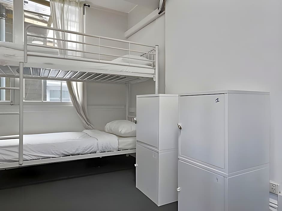 Urban Nomad - Potts Point  (18 - 39 only)