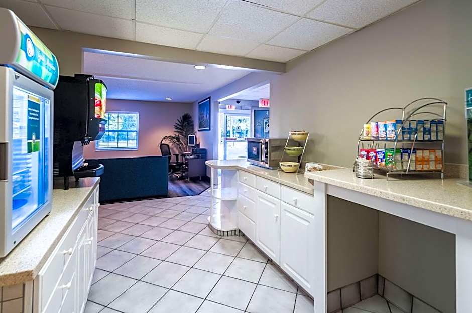 Quality Inn Solomons - Beacon Marina