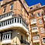 Grand Harbour Hotel