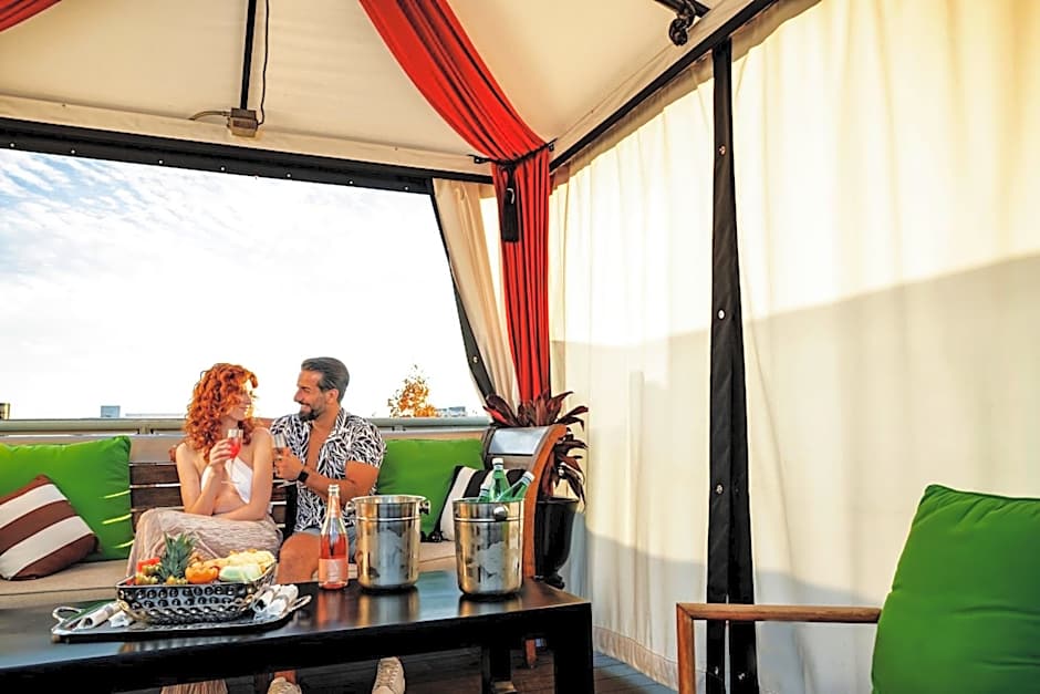 Sls Hotel, A Luxury Collection Hotel, Beverly Hills