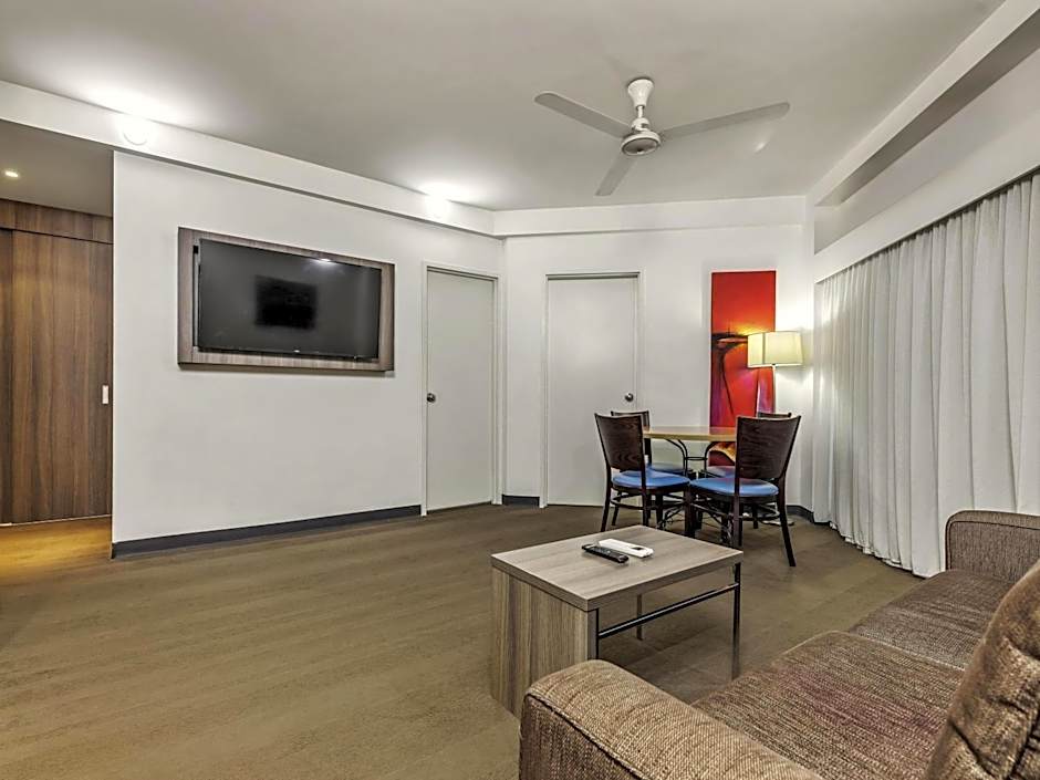 Novotel Darwin CBD