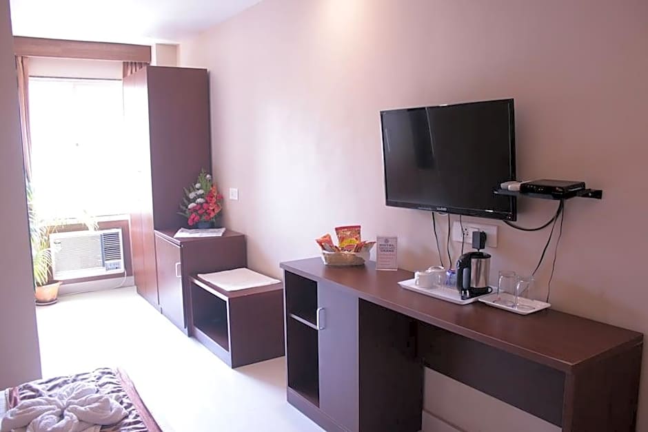 Hotel Shreehari Grand