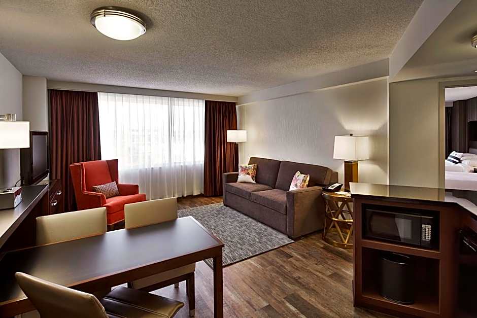 Embassy Suites by Hilton Washington DC Chevy Chase Pavilion