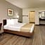Travelodge by Wyndham College Park