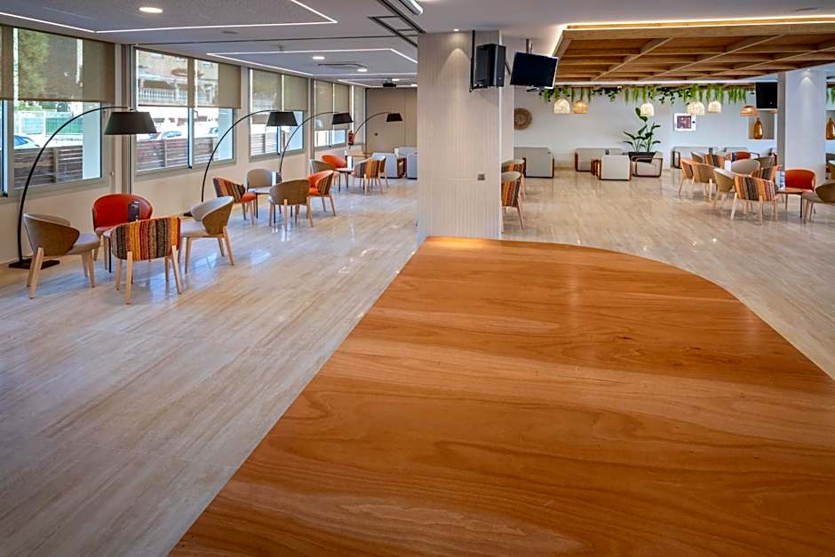 GHT Oasis Tossa & Spa