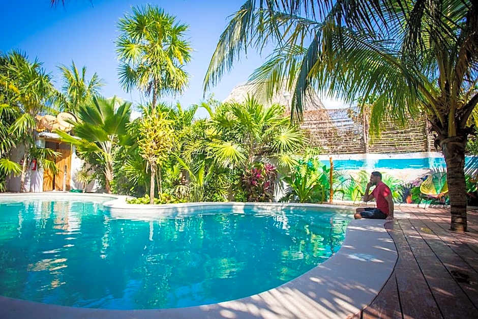 Tropical Suites by Mij