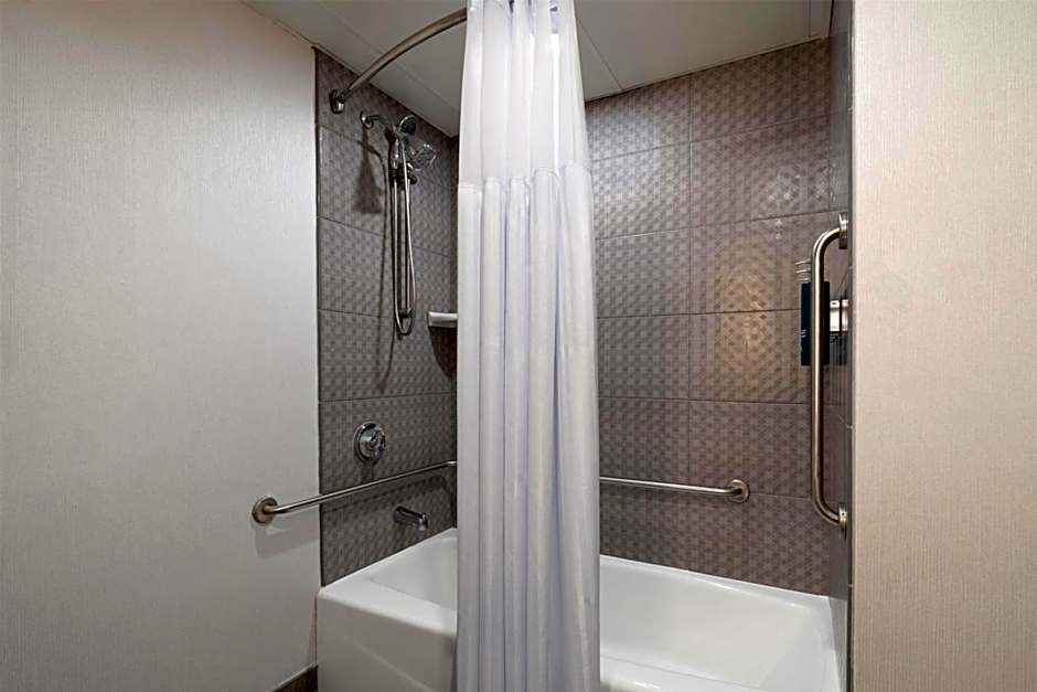 DoubleTree By Hilton Richmond-Midlothian