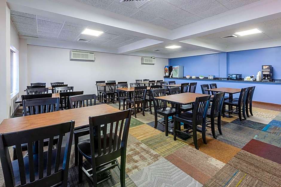 Days Inn by Wyndham Sandusky / Cedar Point