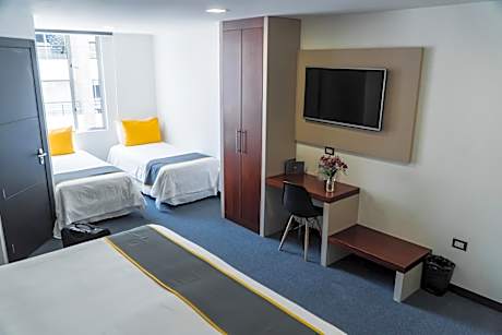 Triple Room