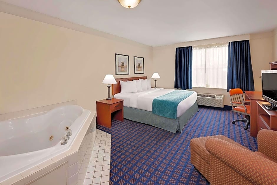 Baymont by Wyndham Grand Rapids SW/Byron Center