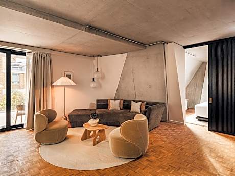 Shoreditch Balcony Suite
