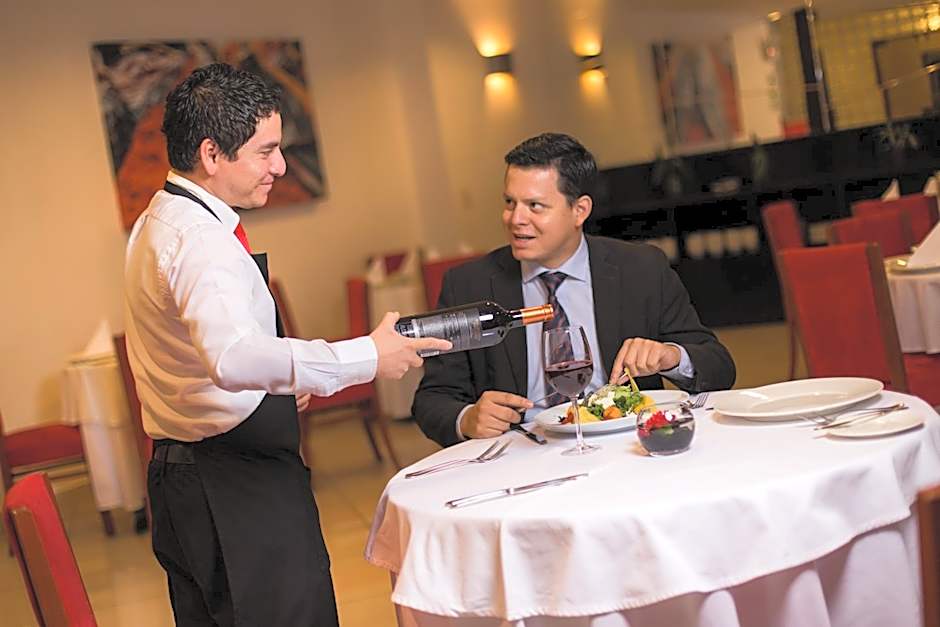 Costa del Sol Wyndham Chiclayo