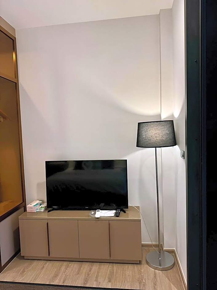 The Edge Central Pattaya เอดจ์ เซ็นทรัล พัทยากลาง