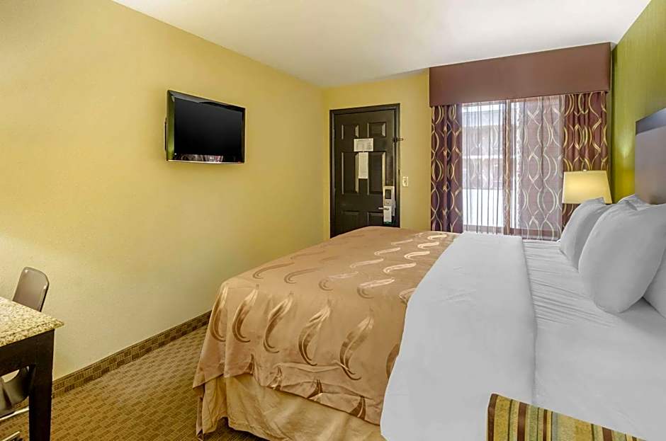 Quality Inn Covington Downtown