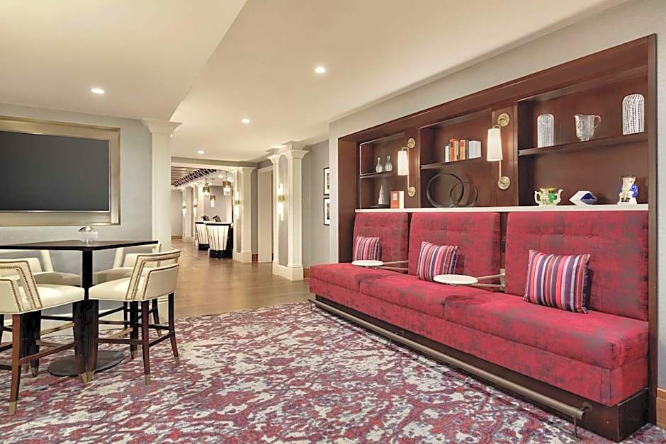 Hilton Checkers Los Angeles