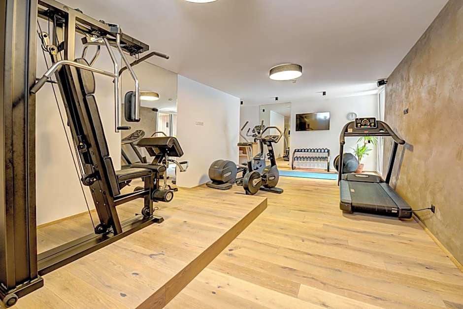 KOSIS Sports Lifestyle Hotel