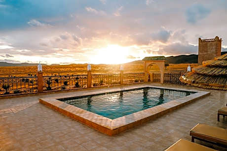 Porte De Sahara Ouzina