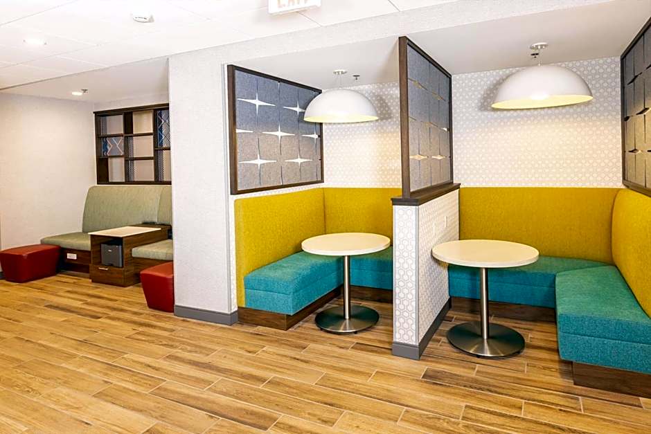 Hampton Inn Selma, CA