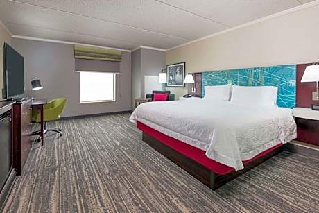 Deluxe King Room - Non-Smoking