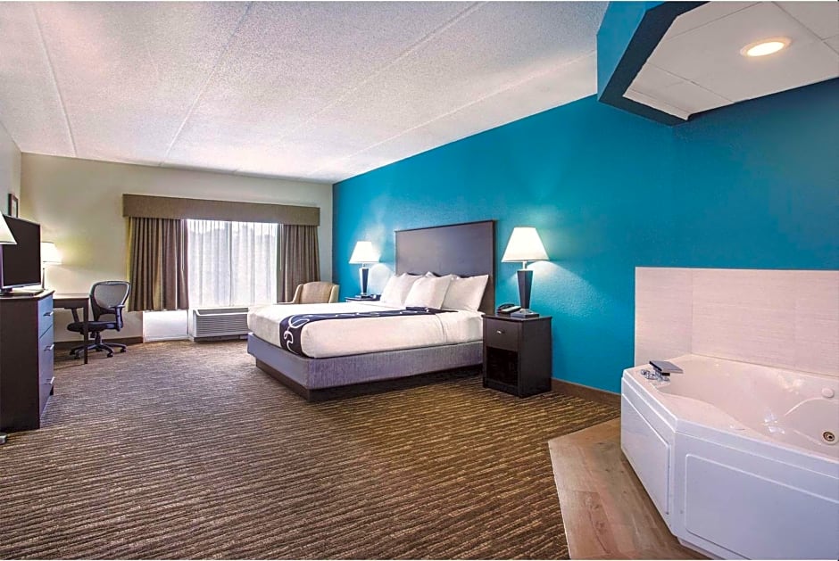 Comfort Inn & Suites Sarasota I75