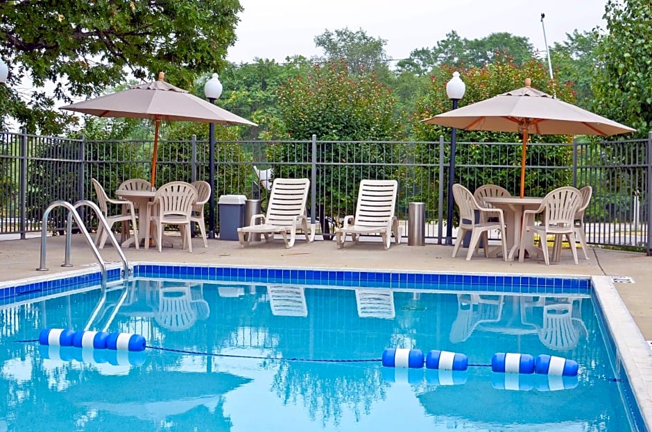 Best Western Riverside Inn