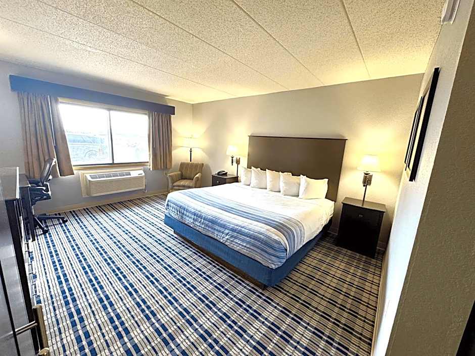 AmericInn by Wyndham Ames