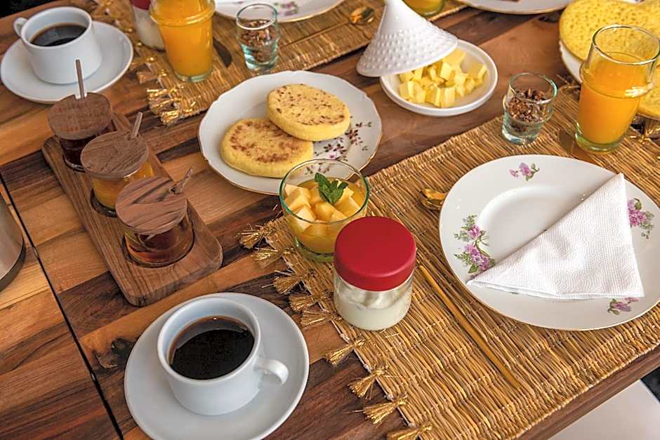 Riad la Parenthèse by Sashema