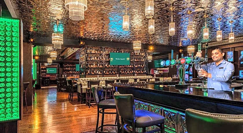 Dusit Thani Abu Dhabi Hotel