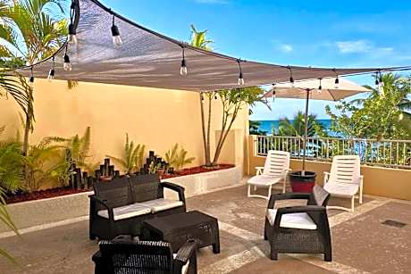 One Bedroom Suite Terrace One King