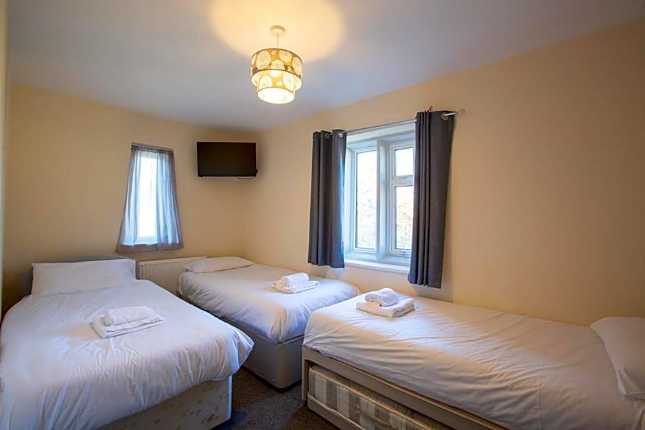 The Beacon & Railway Hotel