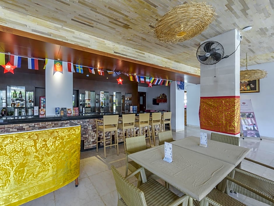 Grand La Walon Hotel