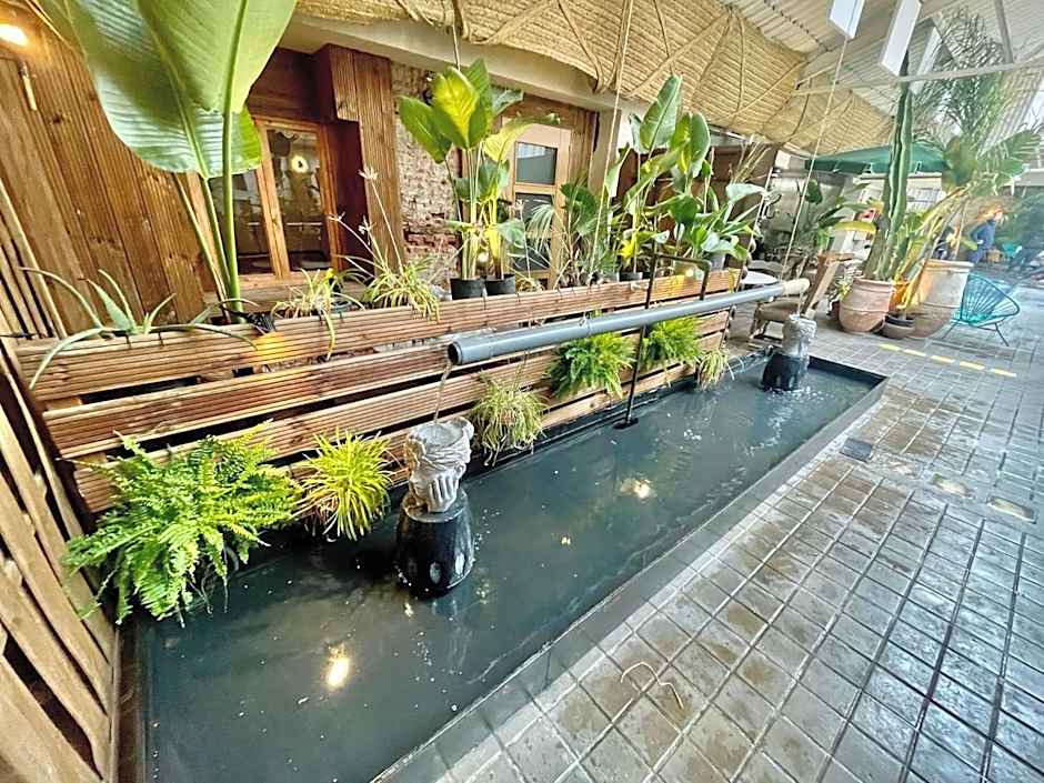 Hotel Life Gran Via Design