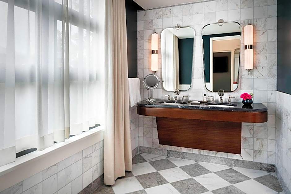 Perry Lane Hotel, a Luxury Collection Hotel, Savannah