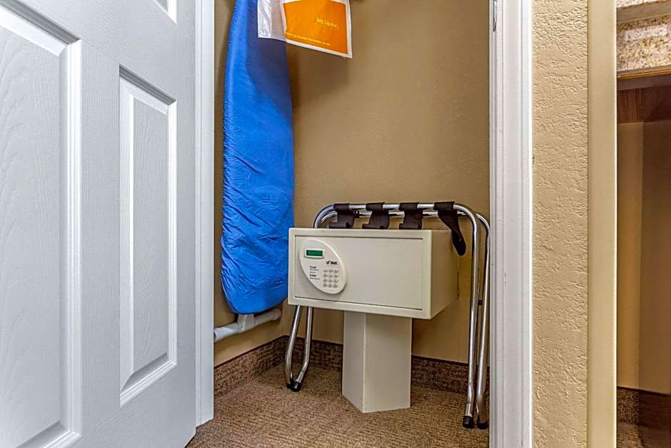 Comfort Inn Gurnee near Six Flags