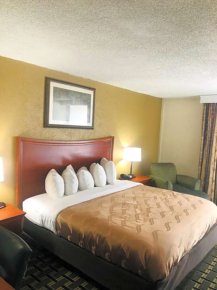 Quail Inn and Suites - Myrtle Beach
