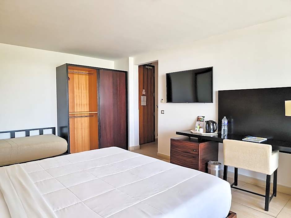 Hommage Hotel & Residences