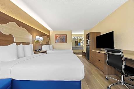 Double Room with Two Double Beds - Non-Smoking