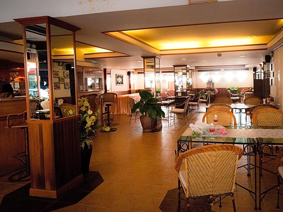 Seaview Sriracha Hotel