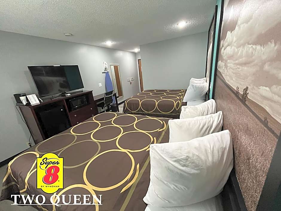 Super 8 by Wyndham Emporia