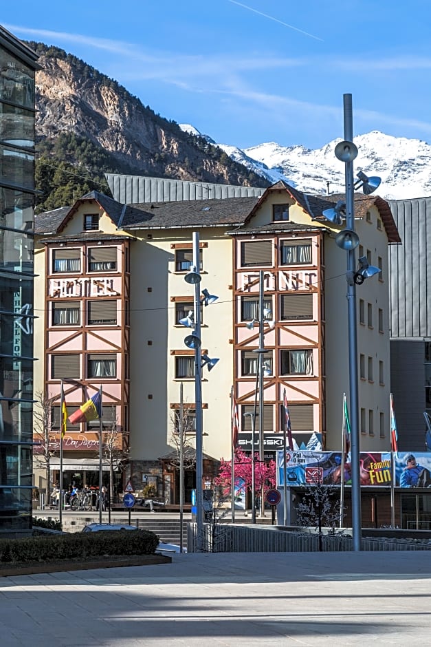 Font Andorra Hostel