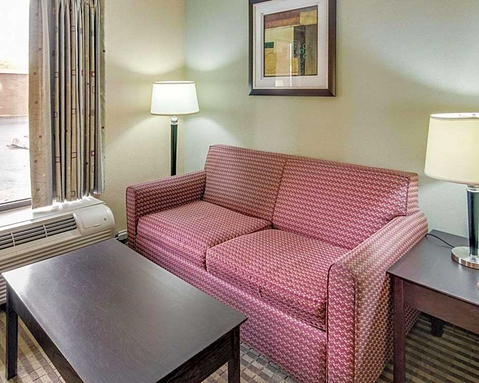 Quality Inn Mt. Pleasant