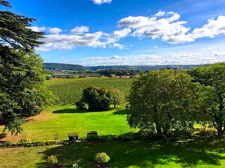 Glewstone Court Country House Hotel
