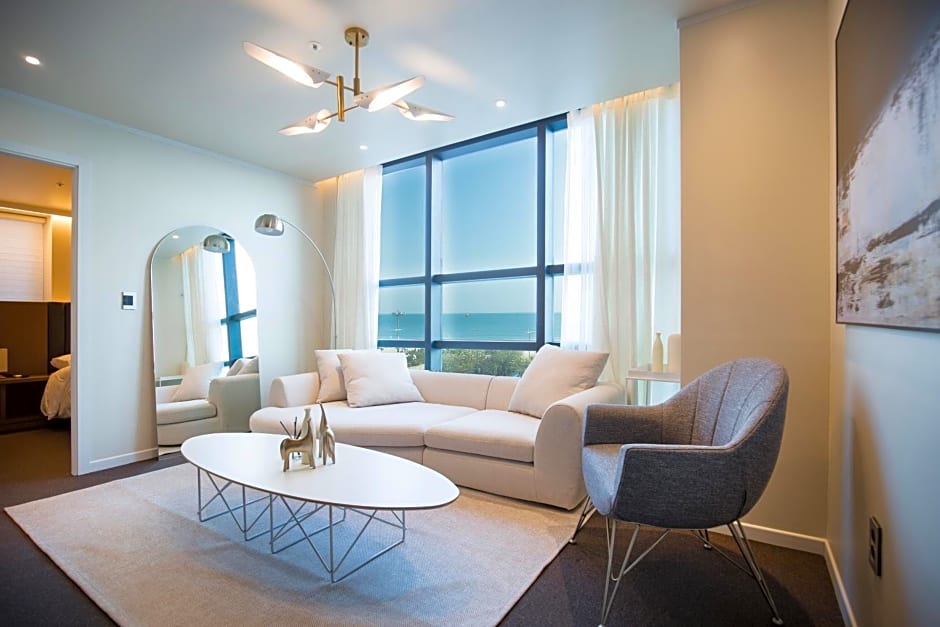 UH Suite The Haeundae