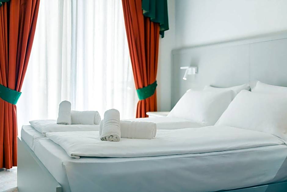 Hotel Garda Bellevue