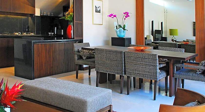 Kanishka Villas Hotel