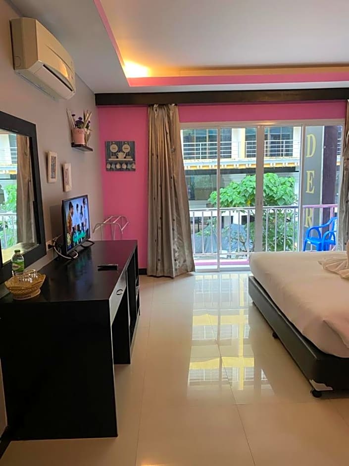 Lavender Patong Hotel