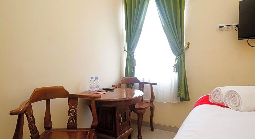 RedDoorz Syariah @ Klodran Solo