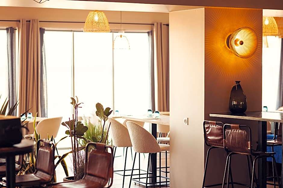 HOTEL RESTAURANT LA COTE REVEE