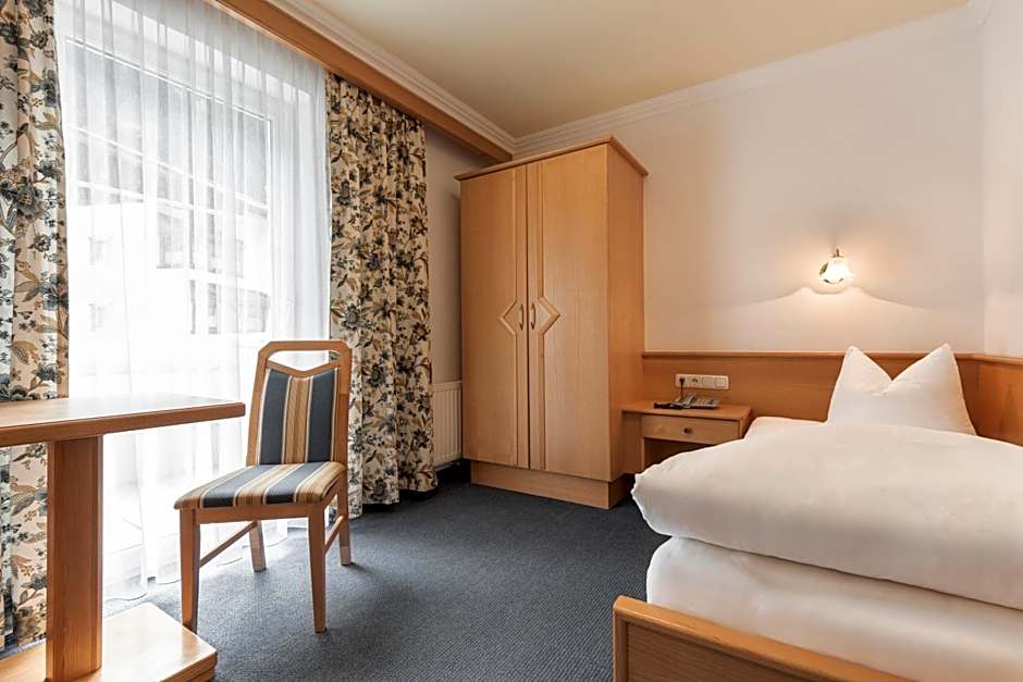 SCHMID Rooms & Apartments