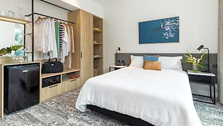 Executive Hotel Room with Ocean Views - No Housekeeping